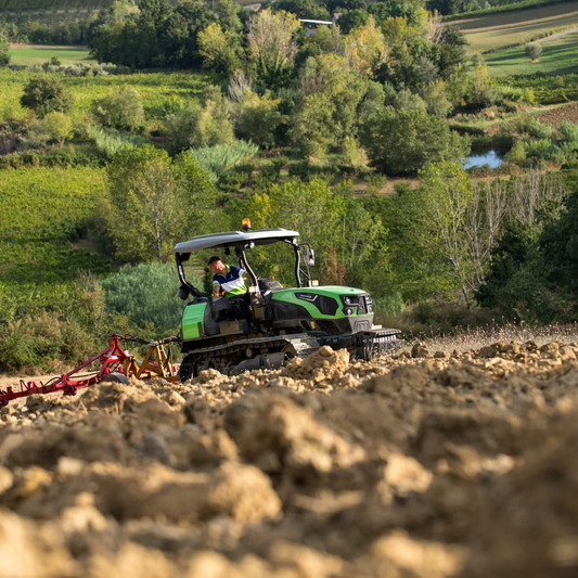 408_Series-5K_5115-K_Stage-V_Field_DSC_6407-scaled