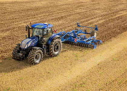 400_t7-lwb-with-plm-intelligence-gallery-03