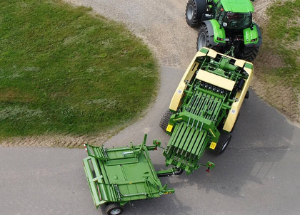 341_BaleCollect_12_21758-scaled-e1599665535978